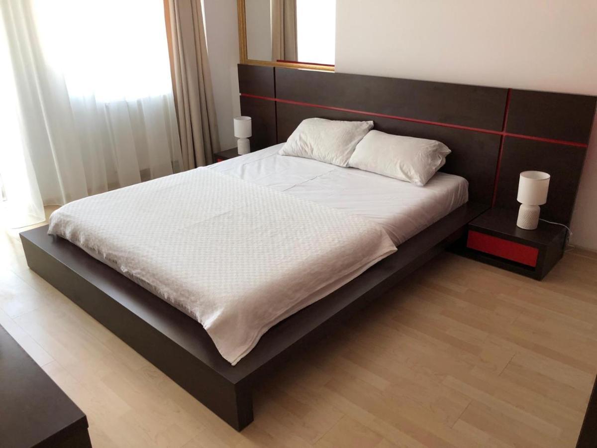 Piano Bar Holidays Apartments مامايا المظهر الخارجي الصورة