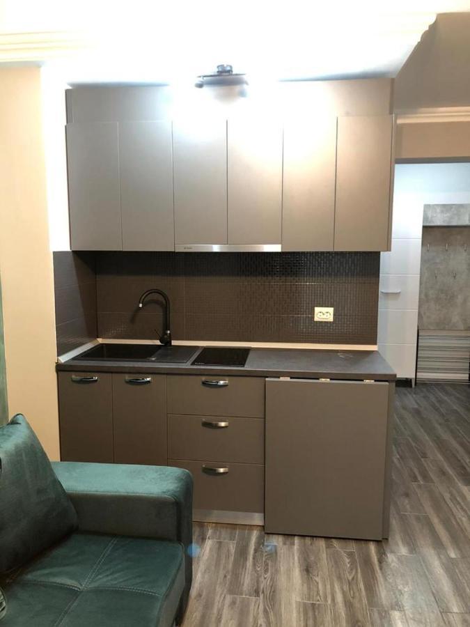 Piano Bar Holidays Apartments مامايا المظهر الخارجي الصورة